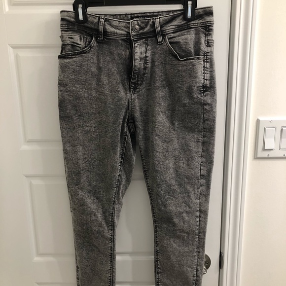 BERSHKA GREY WASH SKINNY JEANS - Picture 1 of 2